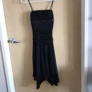 CITY TRIANGLES | Black Cocktail Dress